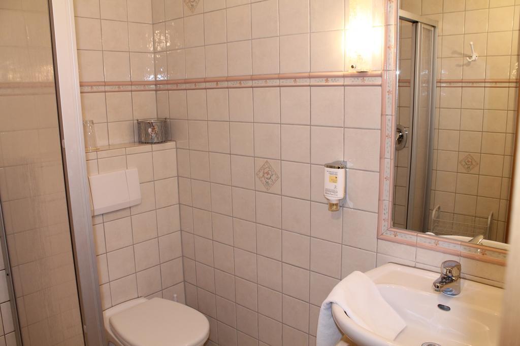 Landhaus Hotel Goeke Hövelhof Szoba fotó