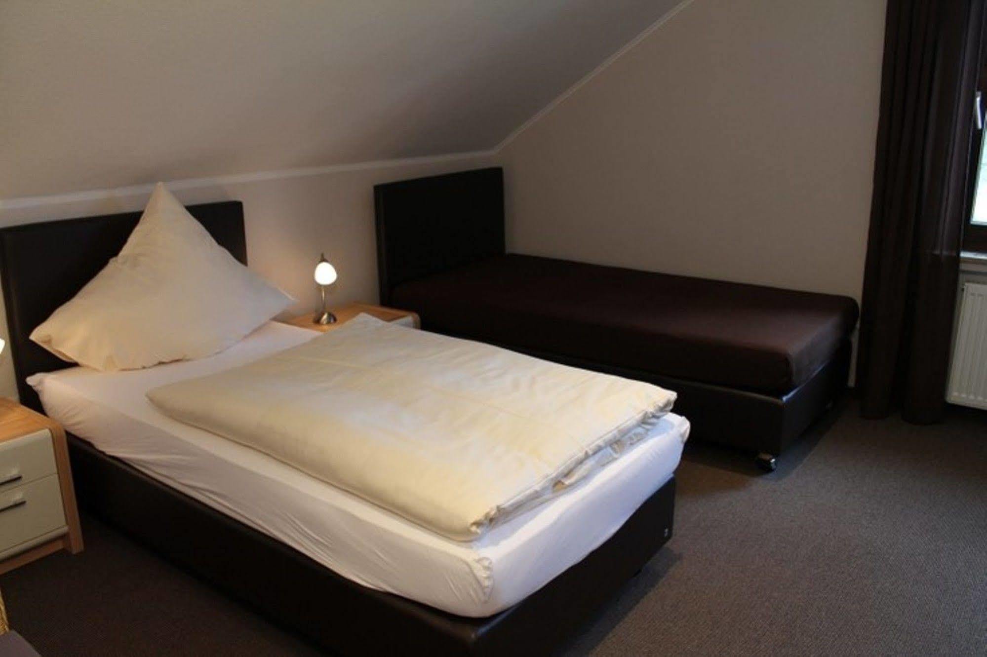 Landhaus Hotel Goeke Hövelhof Kültér fotó