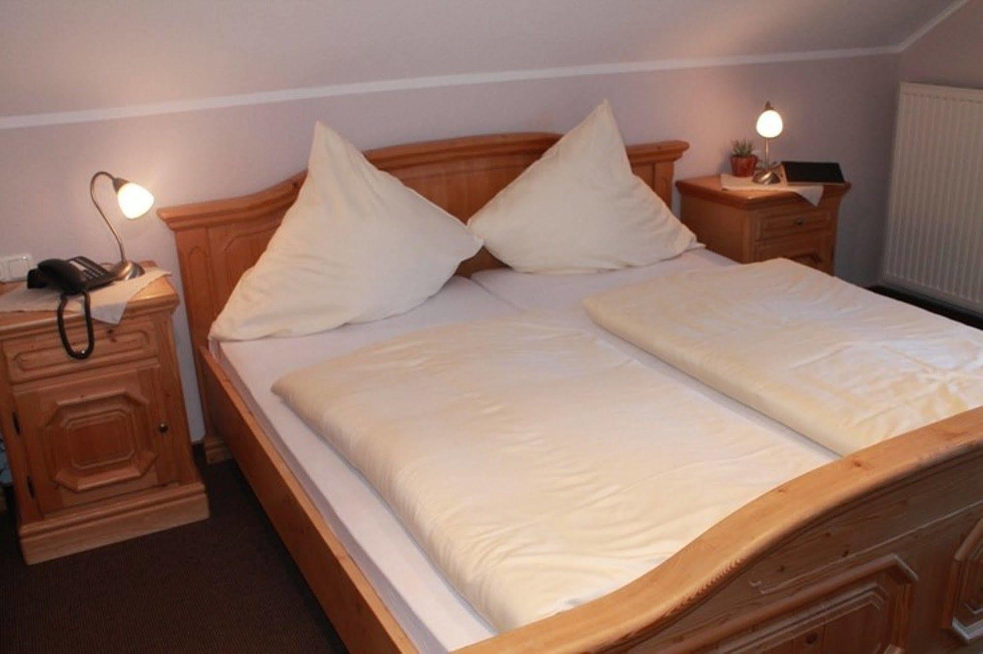 Landhaus Hotel Goeke Hövelhof Kültér fotó